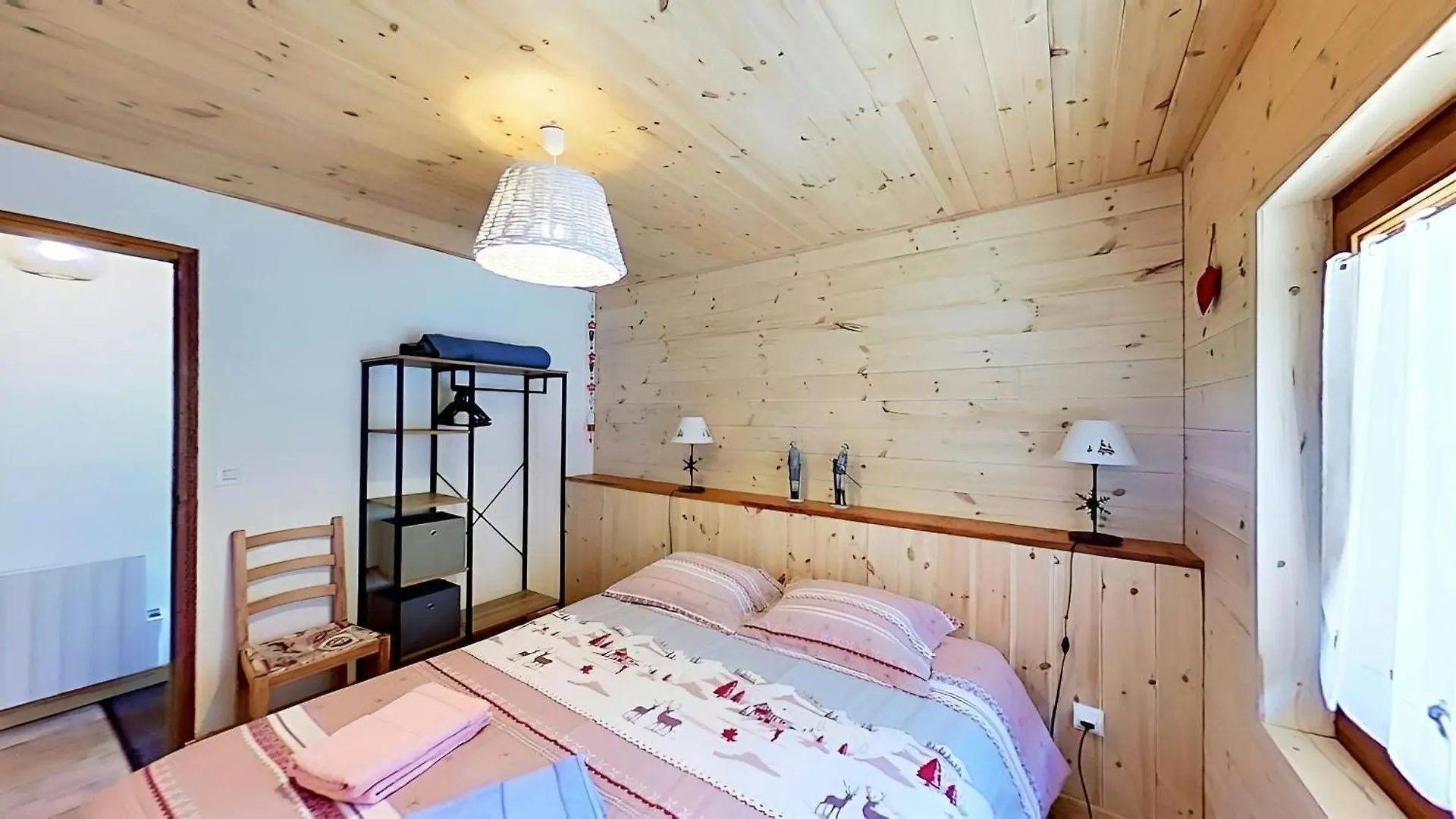 Casa-La Lobio Foot Of The Slopes Breathtaking Views 4P Lägenhet Saint-Vérand Frankrike